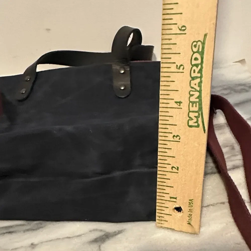 Cat Craine Tote crossbody waxed canvas leather handles zip top